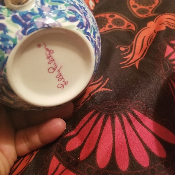 Lily Pulitzer Ceramic Cups 12oz - Picture 4 of 4